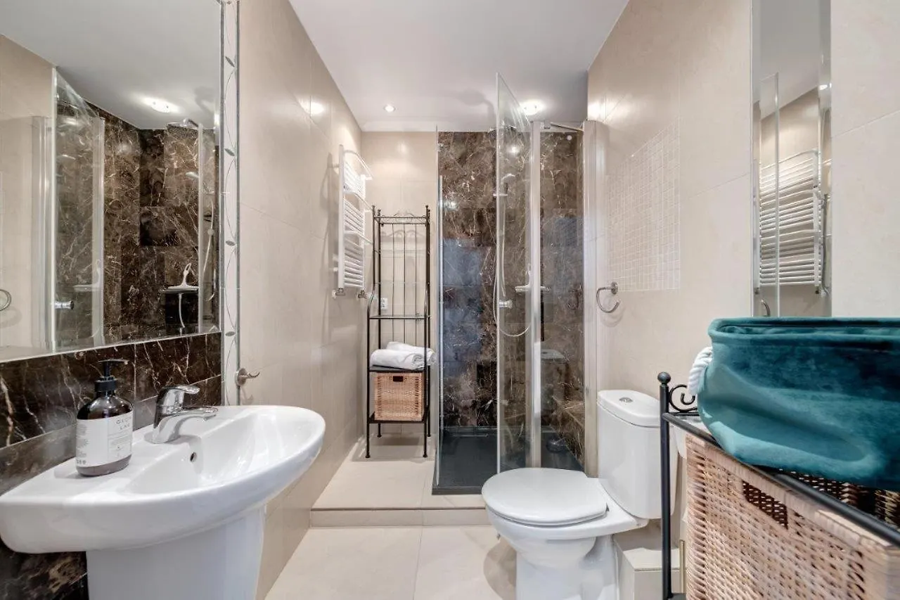 Apartamenty W Rezydencji Nad Stawem - Traugutta 111 Gdańsk Lägenhet