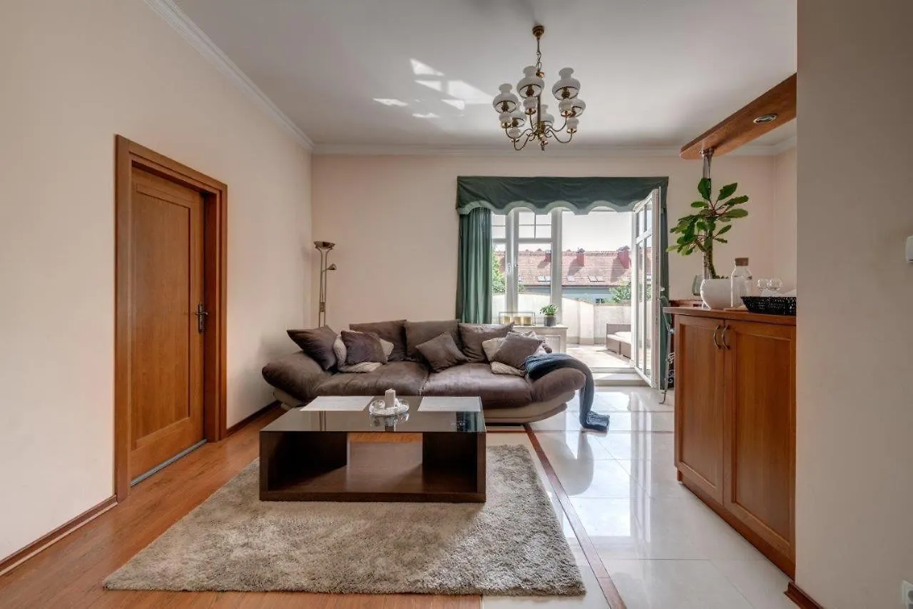 Apartamenty W Rezydencji Nad Stawem - Traugutta 111 Gdańsk 0*,  Polen